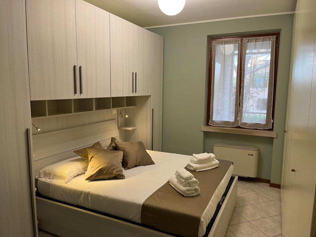Green Apartment And Pools Desenzano del Garda Exterior foto
